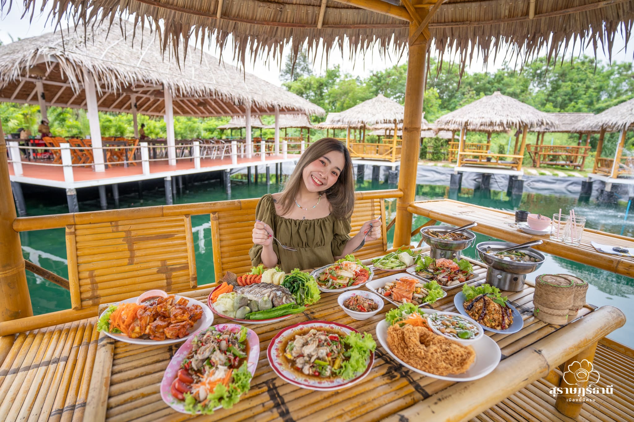 กินแซ่บ แซ่บสุราษฎร์ บรรยากาศดี อาหารแซ่บ @สุราษฎร์ธานี